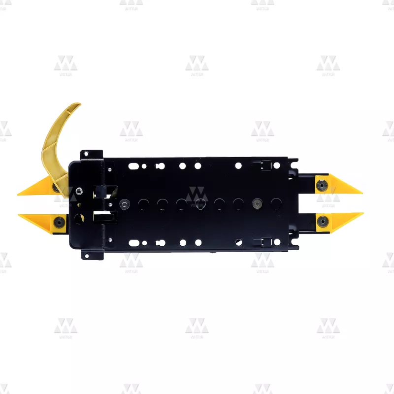 Door landing lock